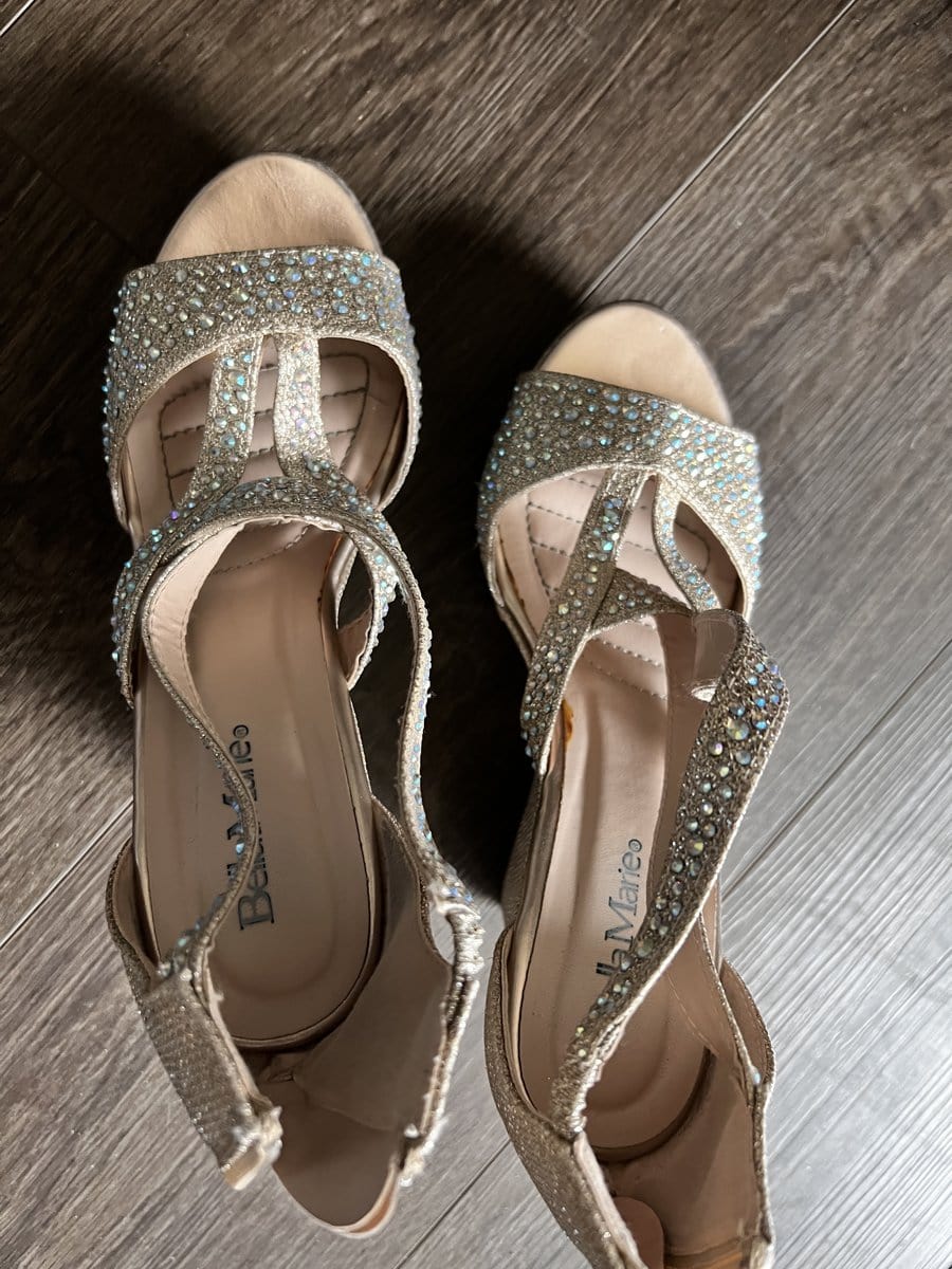 Footwear :: Skylar Snow Sparkly Platform Heels (Pics included for High ...