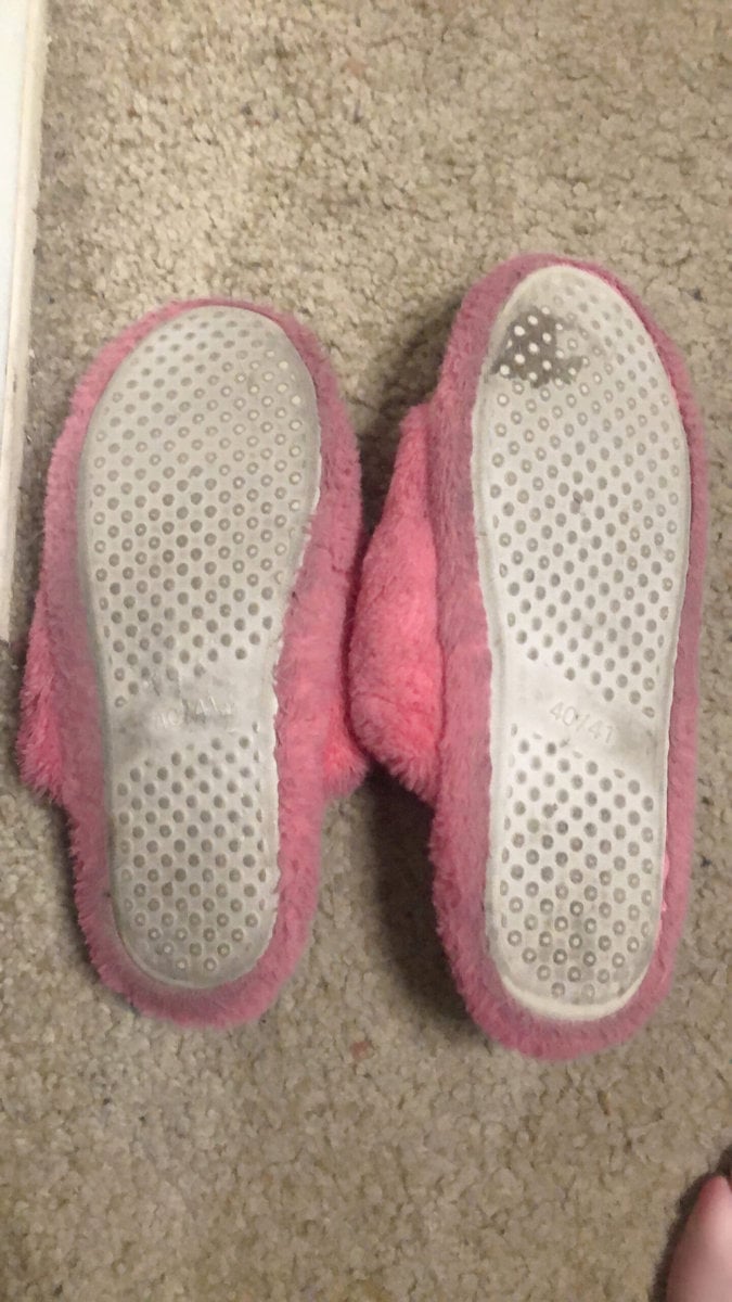 Footwear :: Hot Pink Stinky Slippers - Sweeky